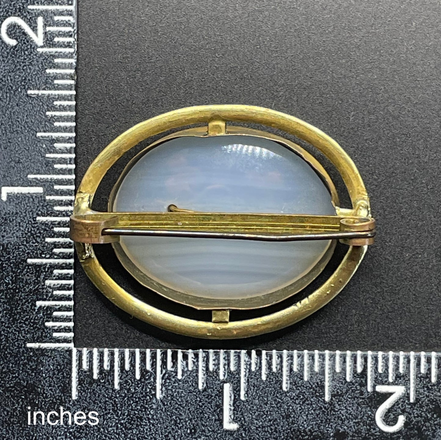 Antique Victorian chalcedony and turquoise pinchbeck or gilt / rolled gold / gold plated brooch, delicate floral leaf design