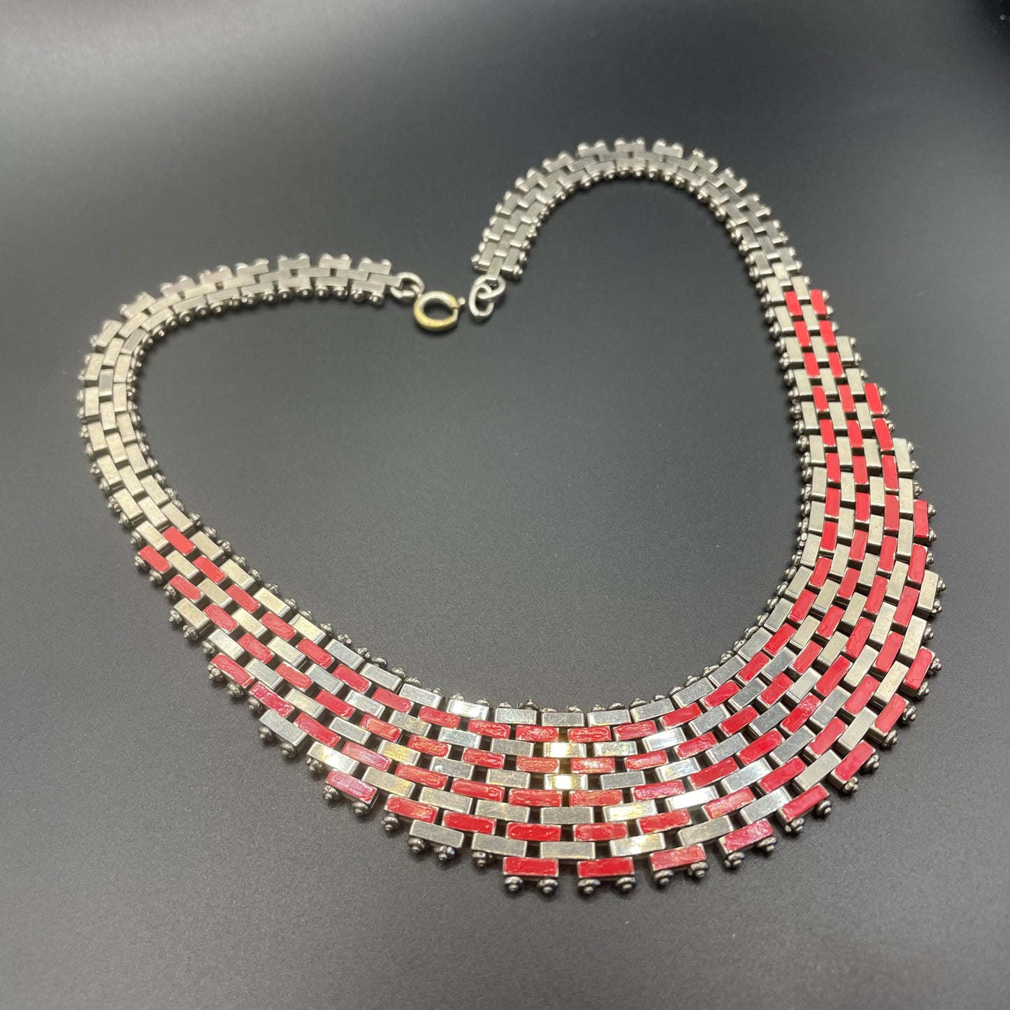 Vintage Jakob Bengel Art Deco brickwork / mauerwerk machine age shiny chrome silver tone necklace, red enamel embellishments