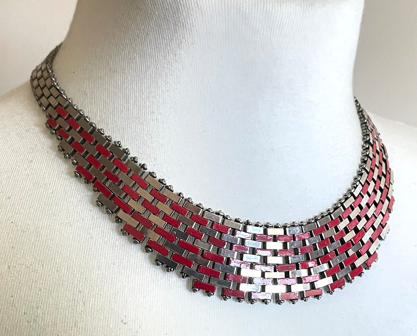 Vintage Jakob Bengel Art Deco brickwork / mauerwerk machine age shiny chrome silver tone necklace, red enamel embellishments