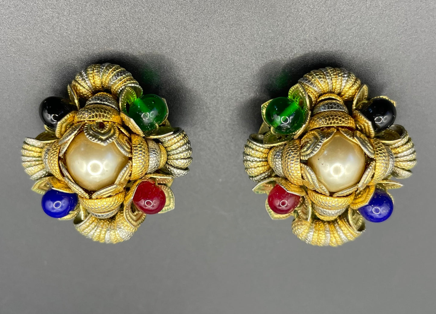 Vintage Francoise Montague clip-on earrings, characteristic stacked gold & silver tone cups with glass faux pearls and colourful glass beads