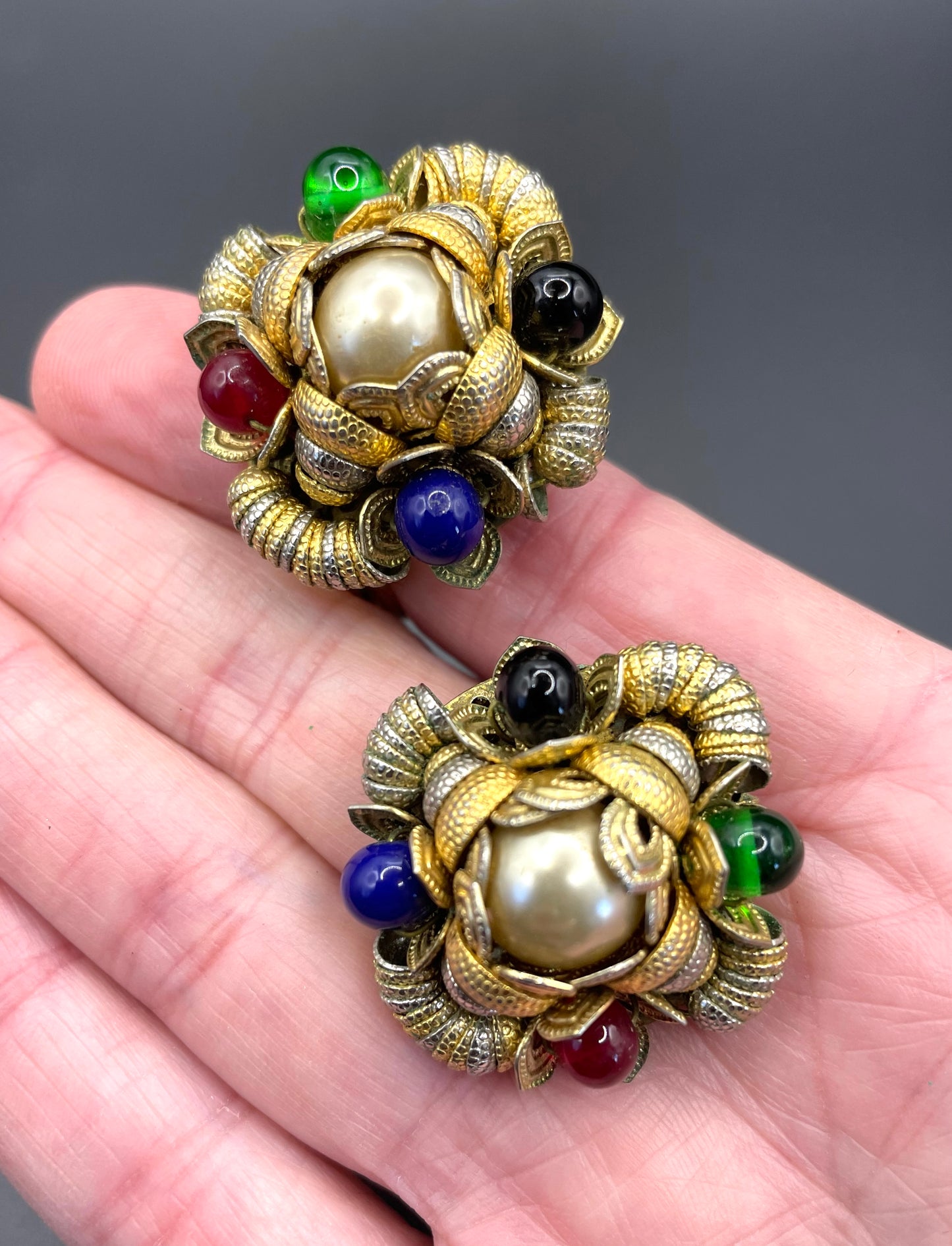 Vintage Francoise Montague clip-on earrings, characteristic stacked gold & silver tone cups with glass faux pearls and colourful glass beads