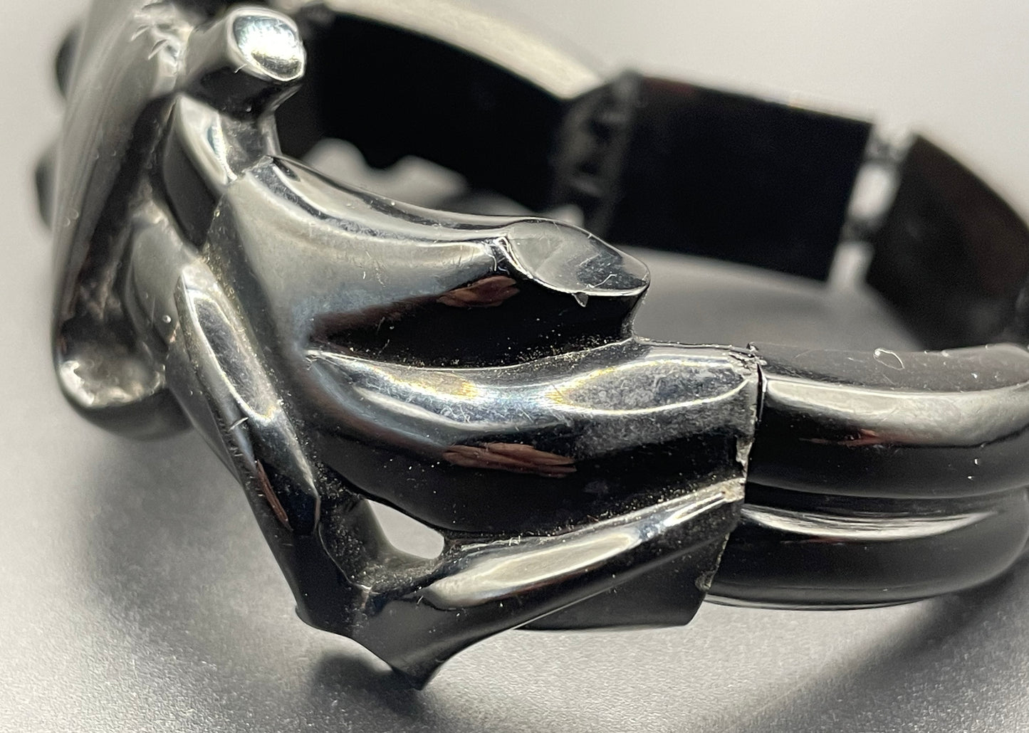 Antique Victorian Whitby jet hand carved chunky bead stretch bracelet, with beautiful leaf design carving