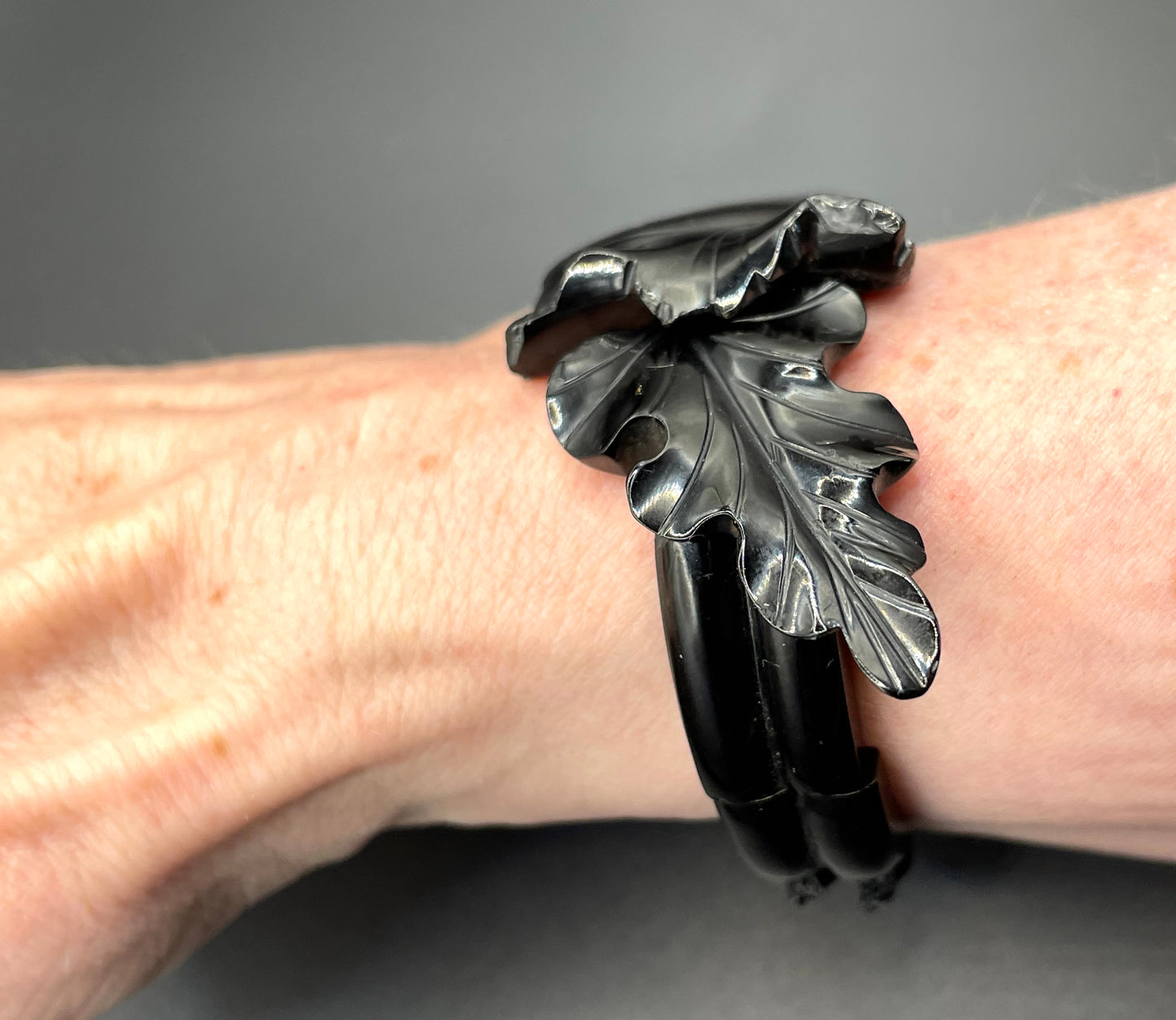 Antique Victorian Whitby jet hand carved chunky bead stretch bracelet, with beautiful leaf design carving