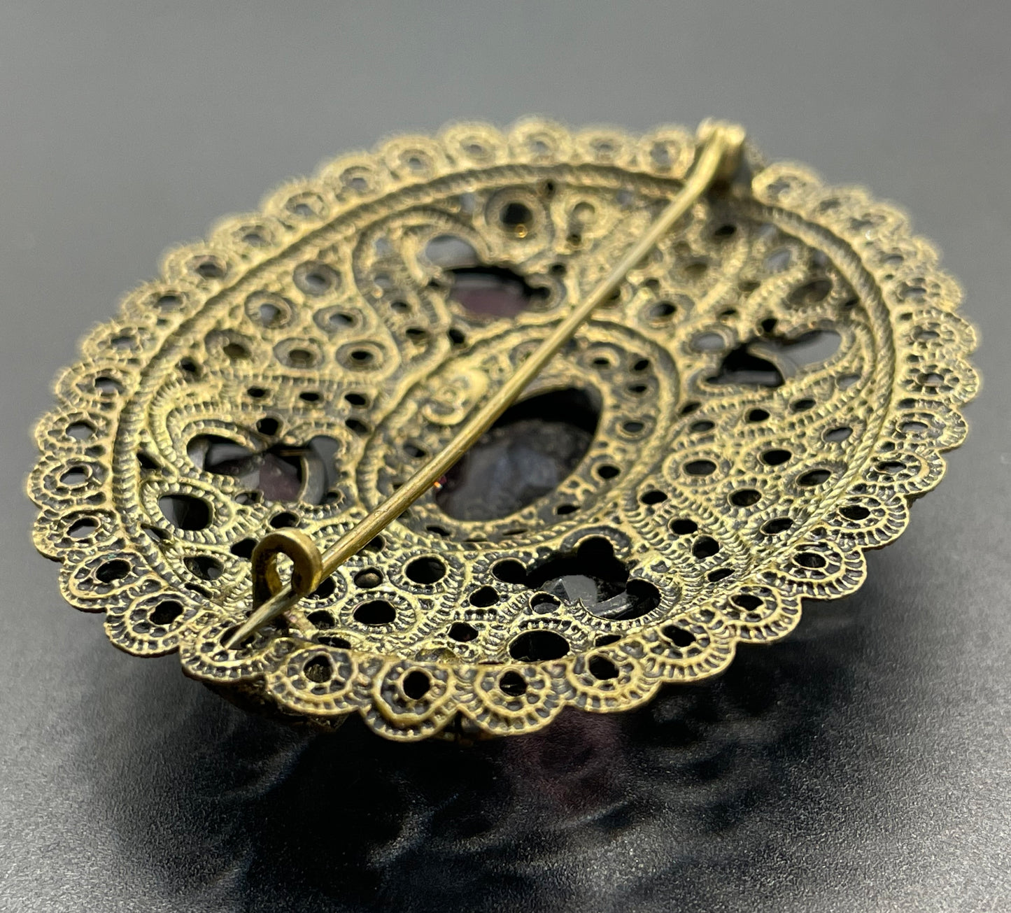 Large vintage Neiger style Art Deco amethyst purple glass rhinestone Czech brooch in antique gold tone filigree, floral design
