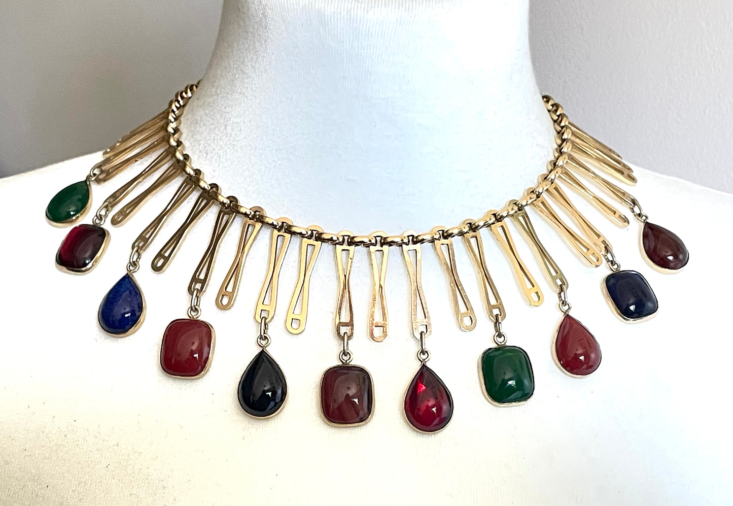 Beautiful vintage poured glass and rolled gold fringe necklace, jewels of India style