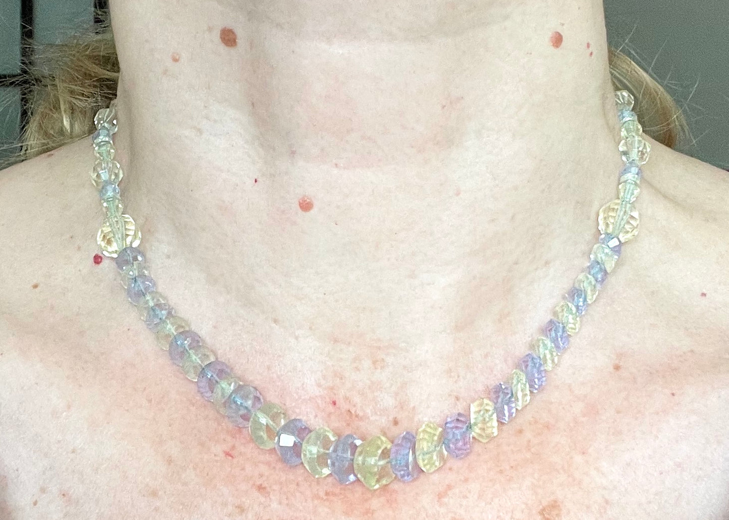 Vintage uranium glass faceted crystal bead Art Deco necklace - delicate pale yellow and blue beads that glow under UV light on foxtail chain
