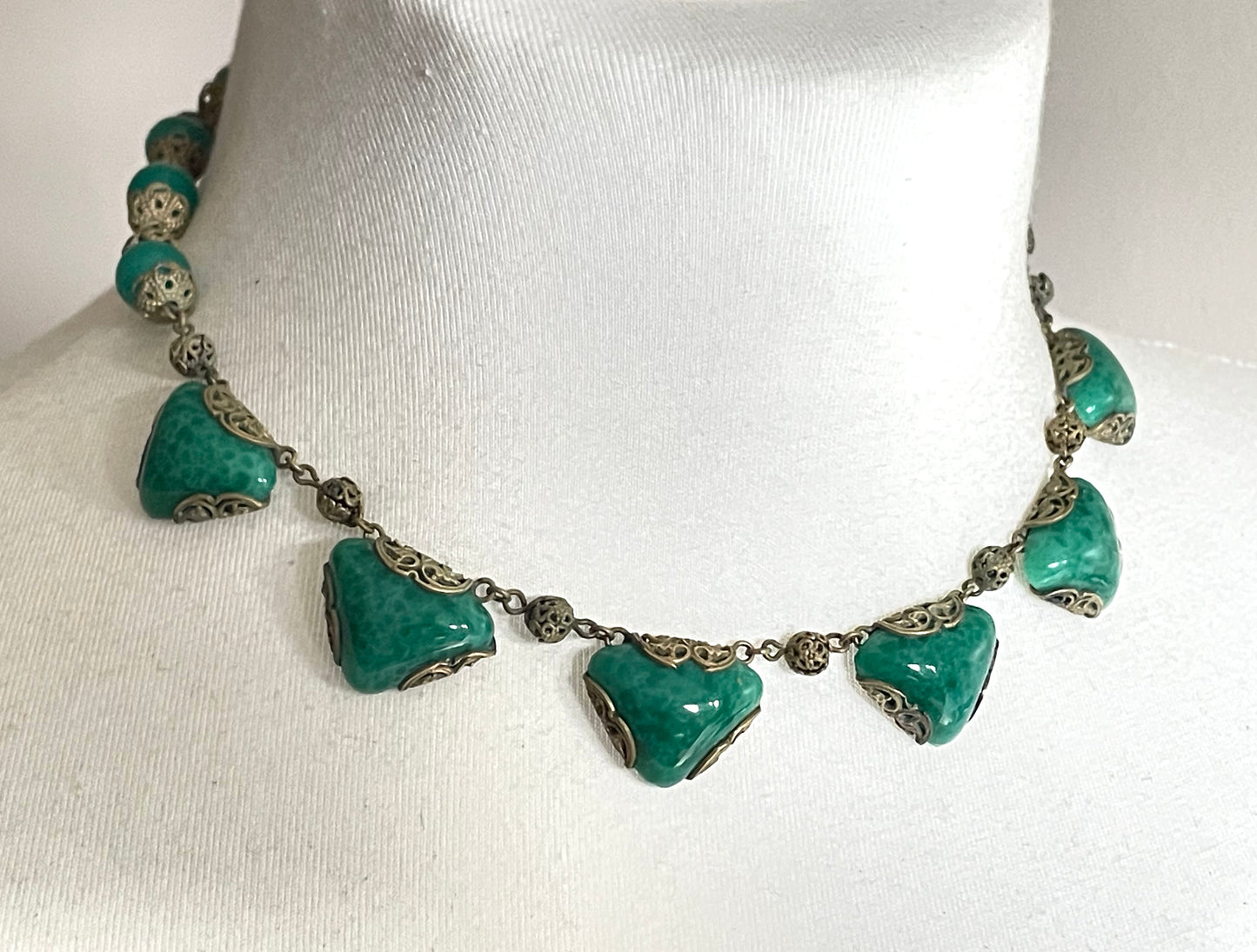 Vintage Art Deco Czech green Peking glass and gold tone filigree necklace, possibly Neiger Brothers (Max and Norbert)