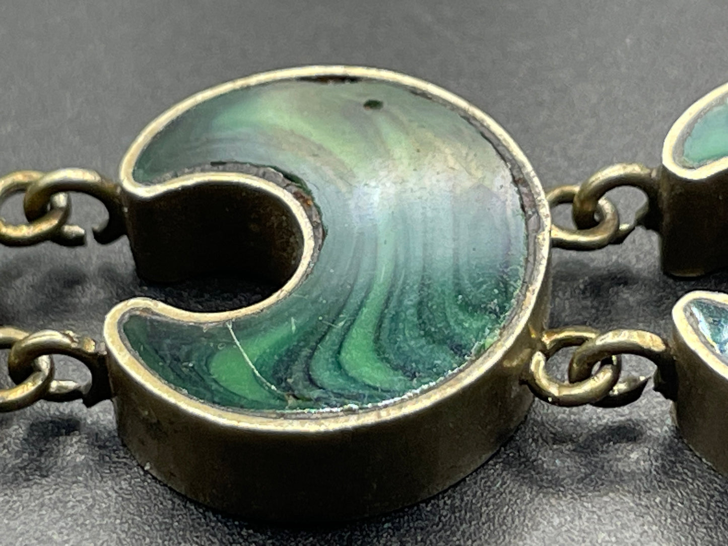 Antique Victorian double-sided agate and malachite crescent moon panel bracelet with beautiful padlock clasp