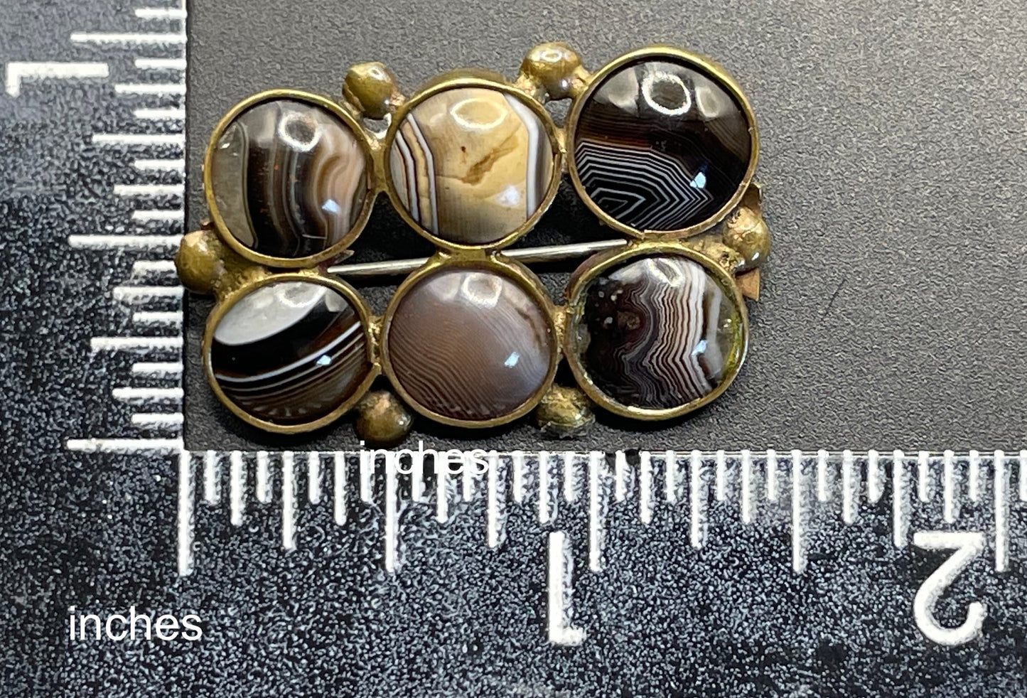 Antique / vintage gold tone brown and white banded agate six cabochon brooch
