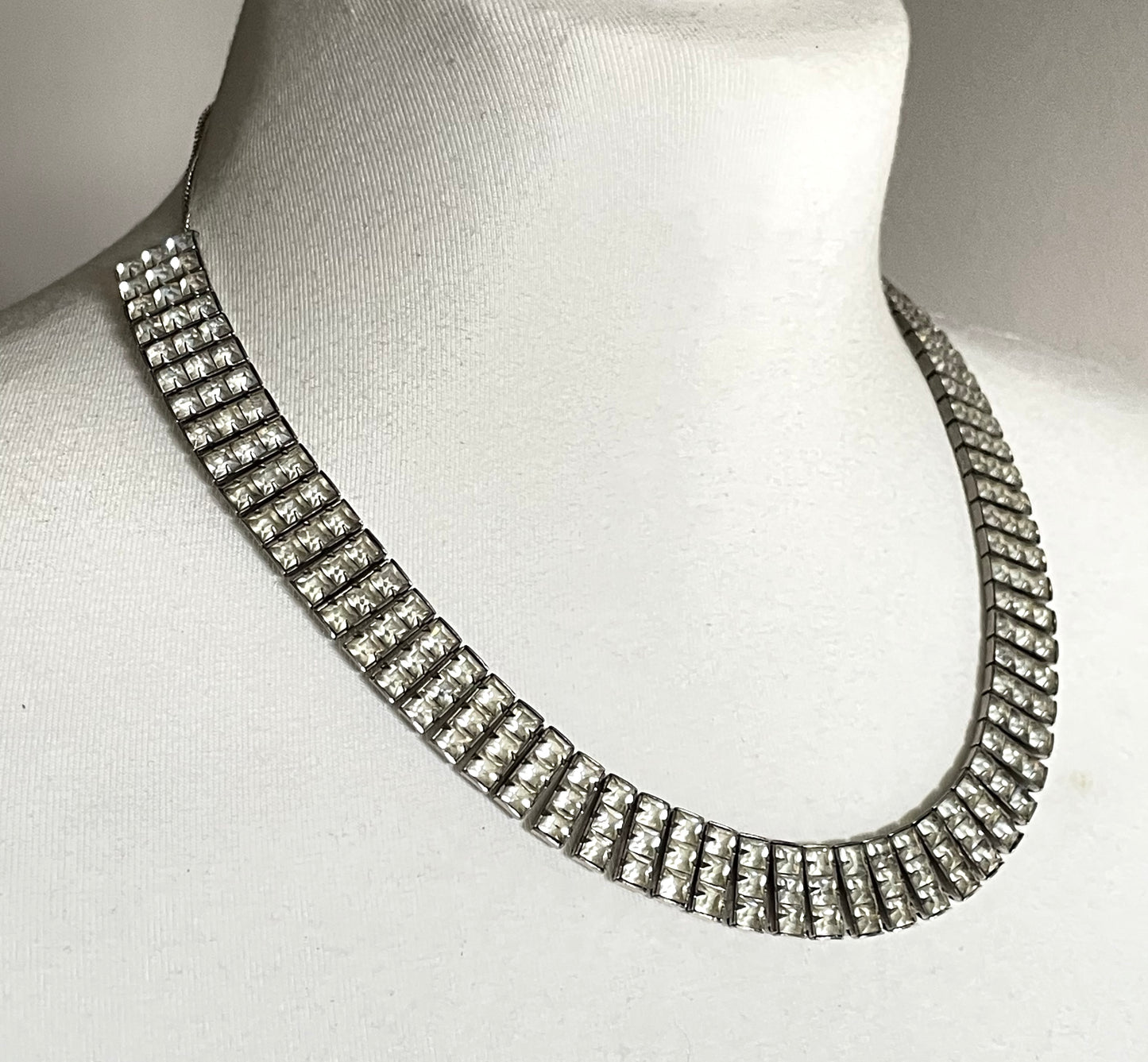 Vintage Art Deco clear crystal glass necklace, gorgeous princess cut square rhinestones