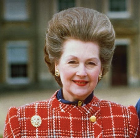 Vintage Attwood and Sawyer (A&S) large rhinestone lion brooch - signed, 22ct gold-plated, champagne and topaz colour stones