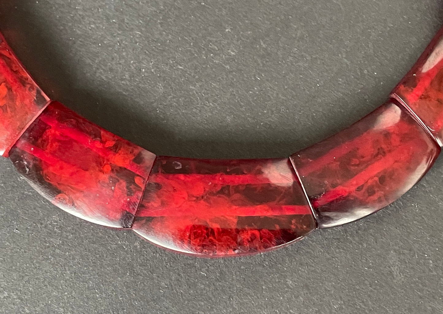 Vintage cherry red Bakelite (verified) Art Deco 1930s collar necklace