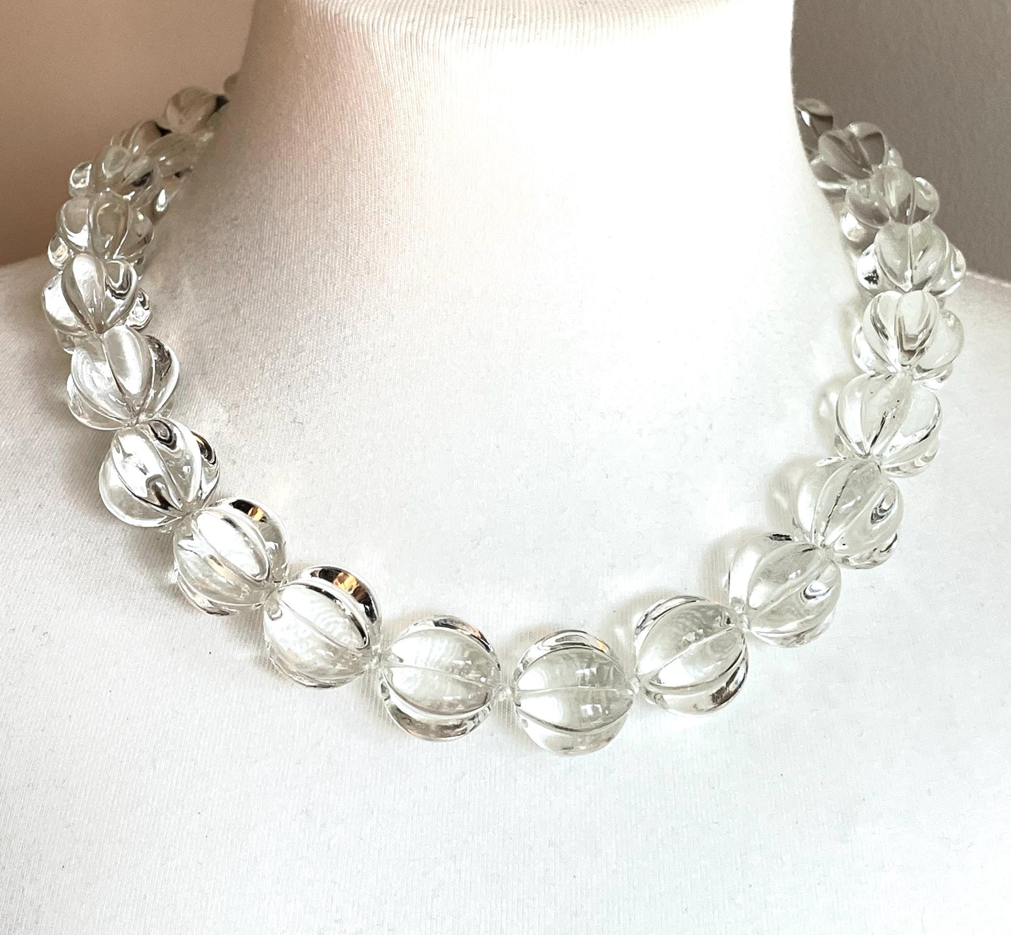 Vintage heavy Art Deco carved rock crystal or poured glass melon / pumpkin bead necklace, hand knotted, beautiful large beads