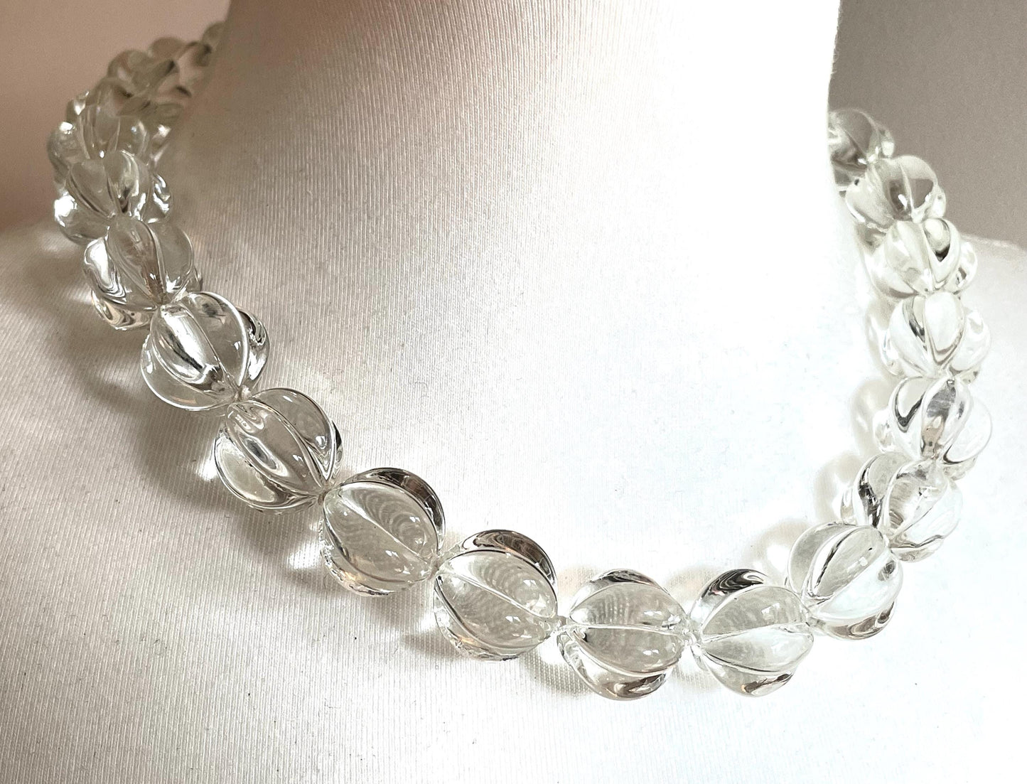 Vintage heavy Art Deco carved rock crystal or poured glass melon / pumpkin bead necklace, hand knotted, beautiful large beads