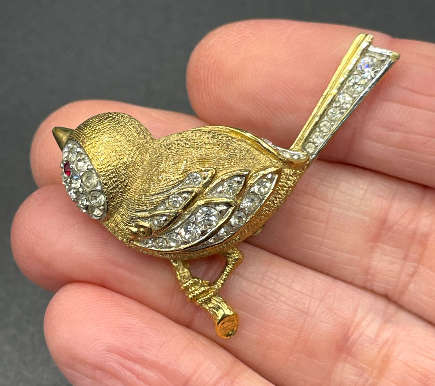 Vintage signed Attwood and Sawyer (A&S) 22ct gold plated with clear and red rhinestone adorable wren bird brooch