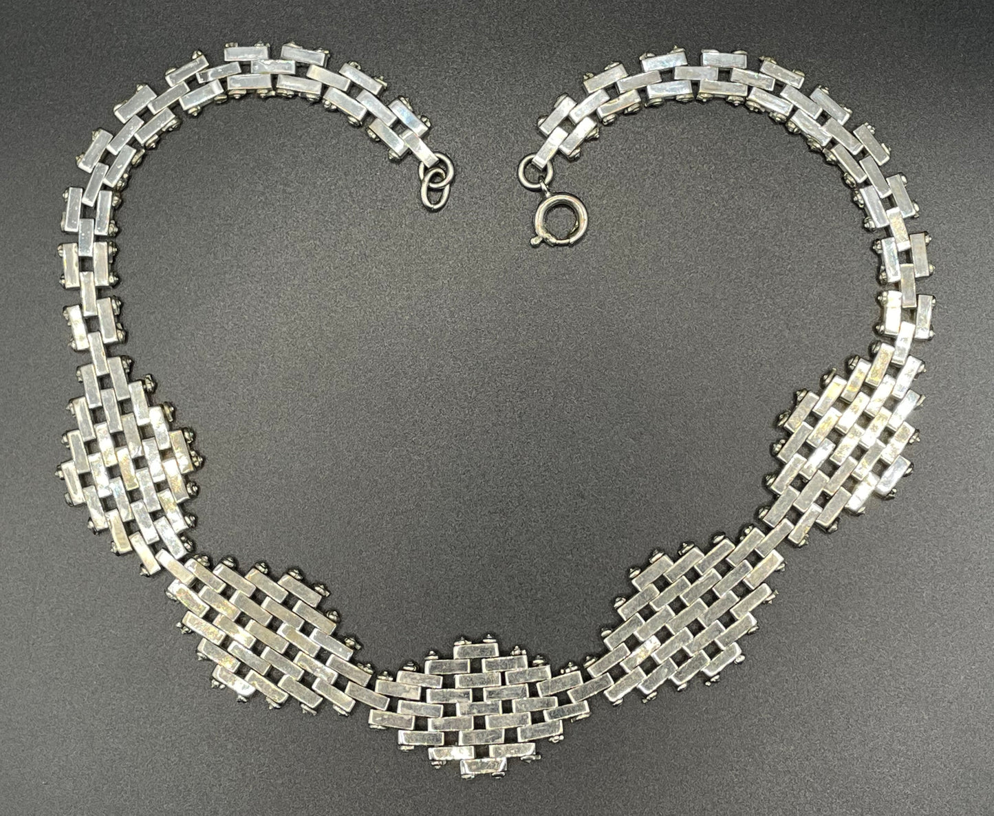 Vintage Jakob Bengel Art Deco brickwork / mauerwerk machine age shiny tone chrome choker necklace, classic geometric design