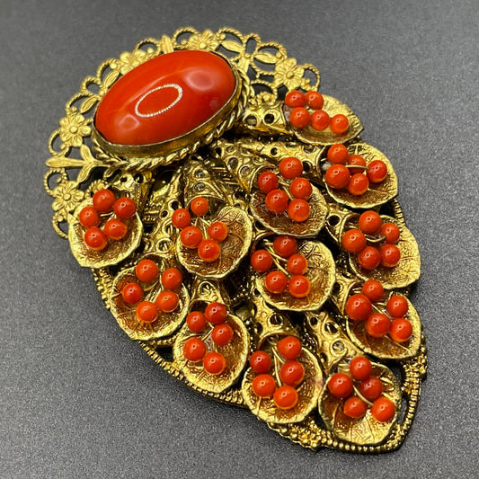 Large Neiger vintage dress clip - coral coloured glass wired beads and large oval glass cabochon, gold tone, filigree back, lovely condition