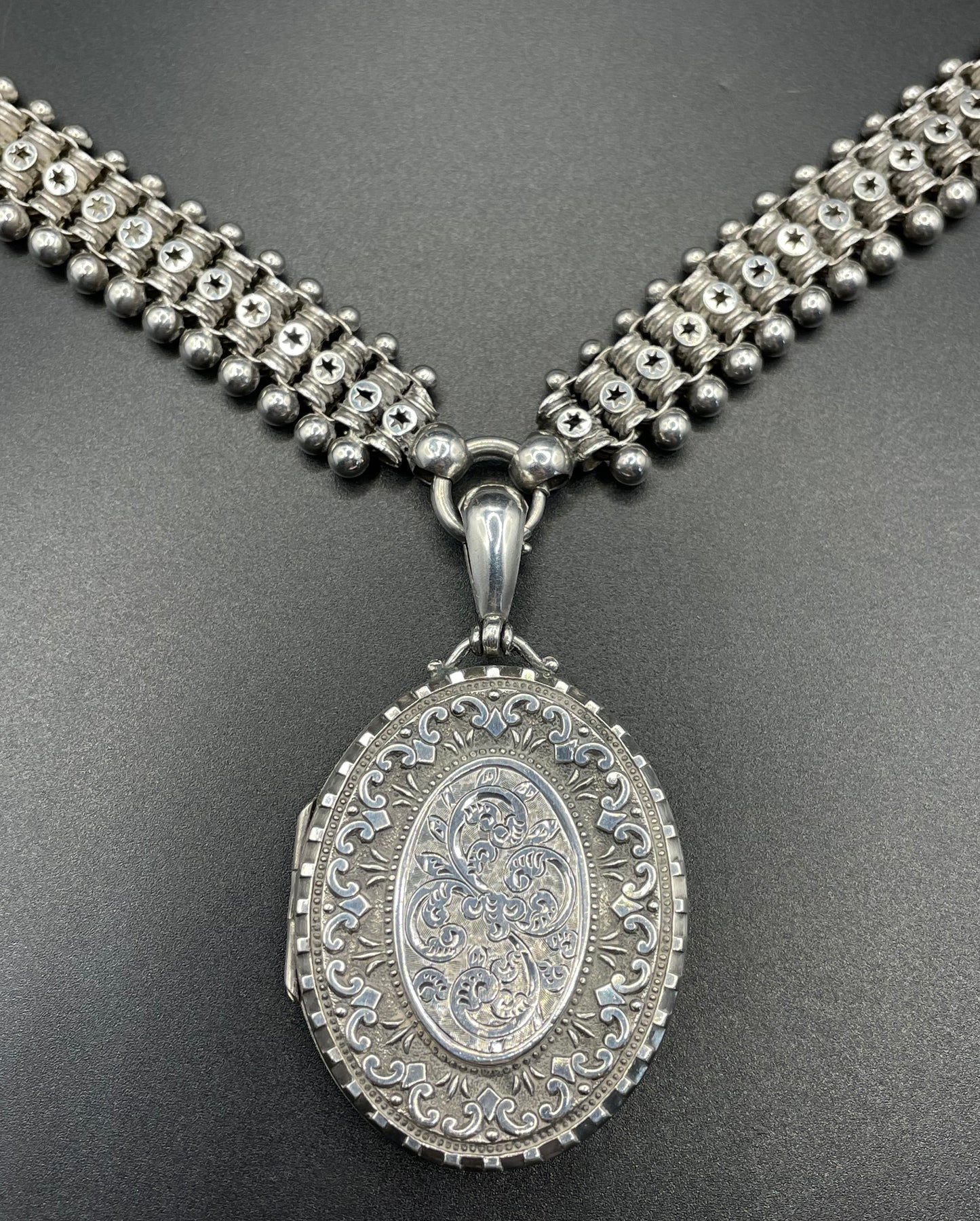 Antique Victorian sterling silver (tested) heavy bookchain necklace with large oval locket, beautiful engraving, 61 grams