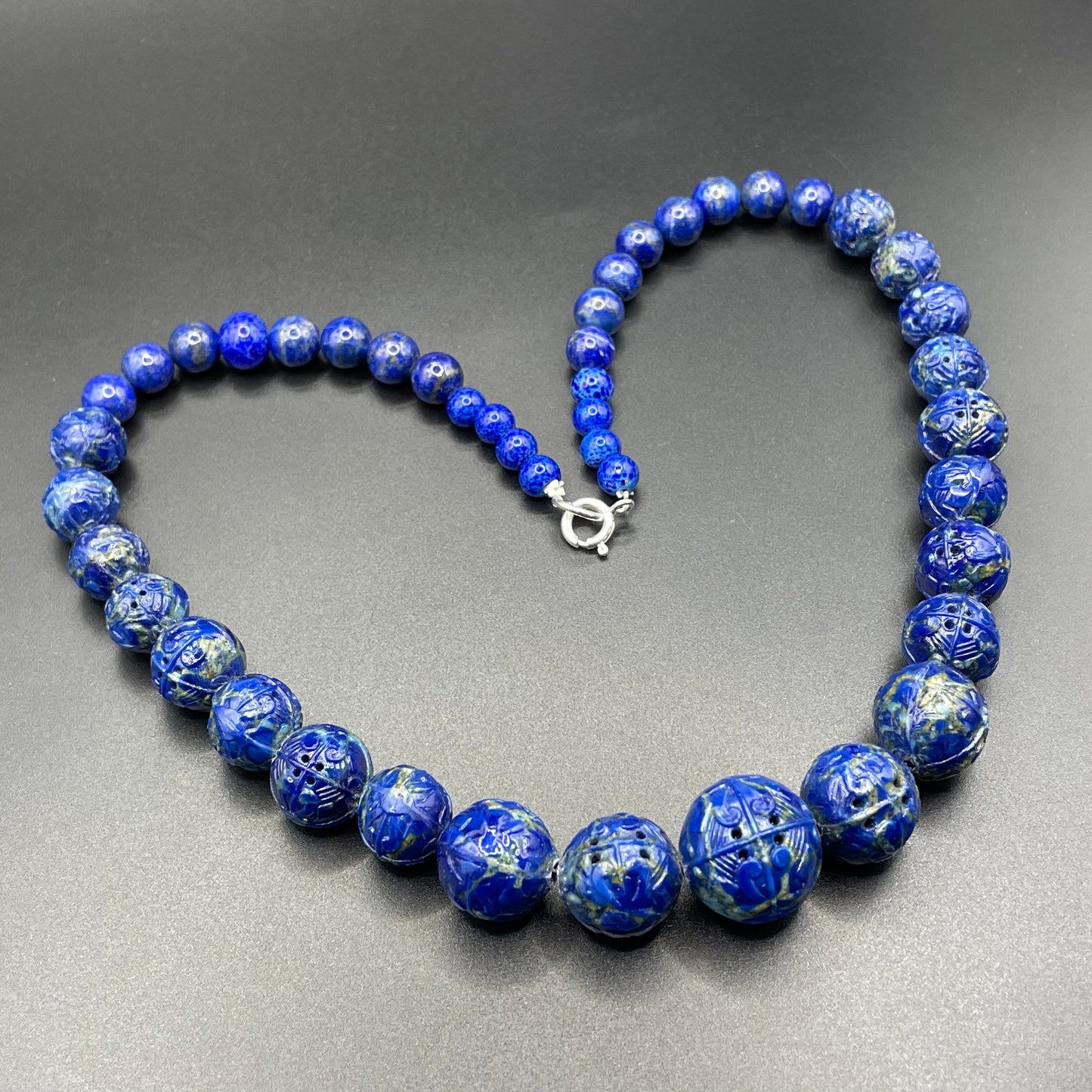 Vintage moulded / pressed blue faux lapis lazuli glass bead necklace