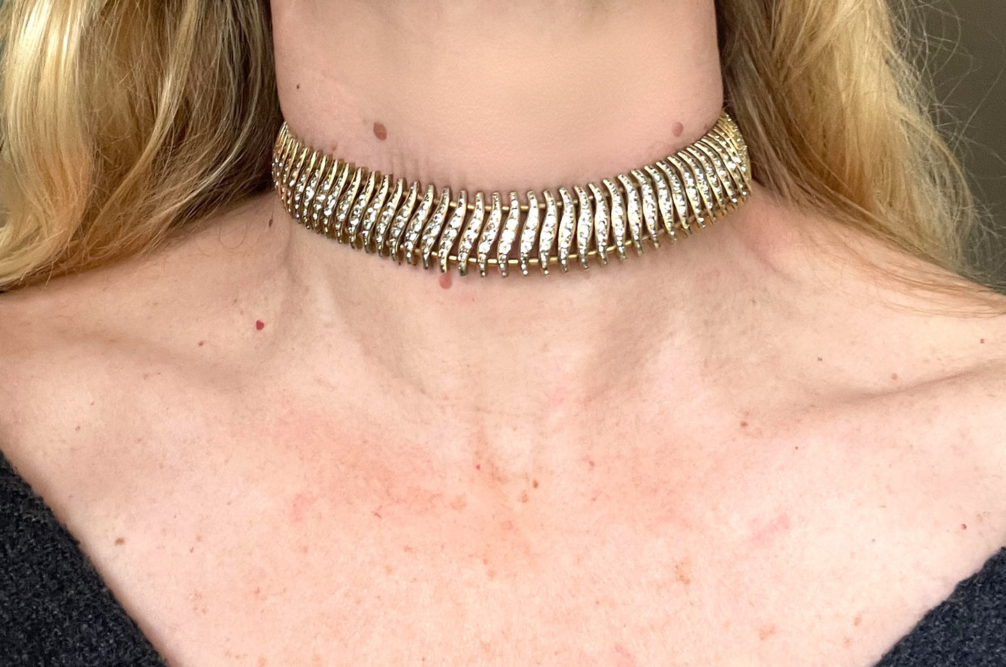 Vintage Schreiber and Hiller Art Deco channel set paste and gold tone choker cocktail necklace (unsigned)