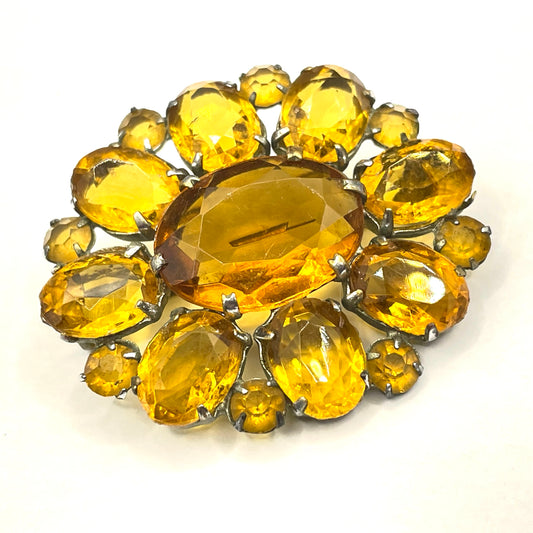 Vintage Art Deco citrine yellow glass rhinestone, open-backed, pale antique gold tone brooch pin, stunning sunshine colour