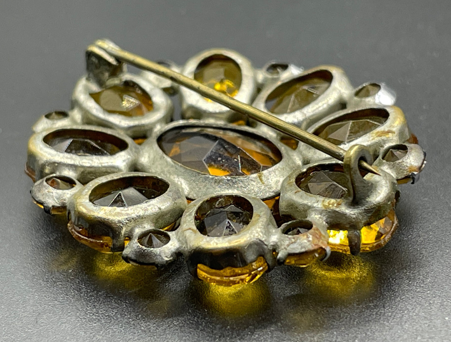 Vintage Art Deco citrine yellow glass rhinestone, open-backed, pale antique gold tone brooch pin, stunning sunshine colour