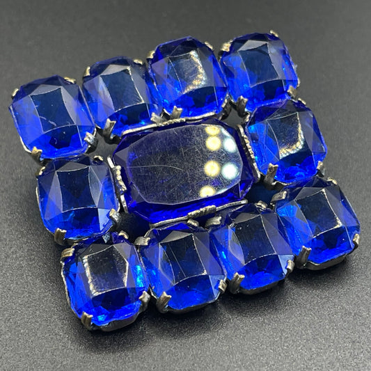 Vintage Art Deco vibrant sapphire blue crystal brooch, open-backed baguette cut rectangular glass rhinestones
