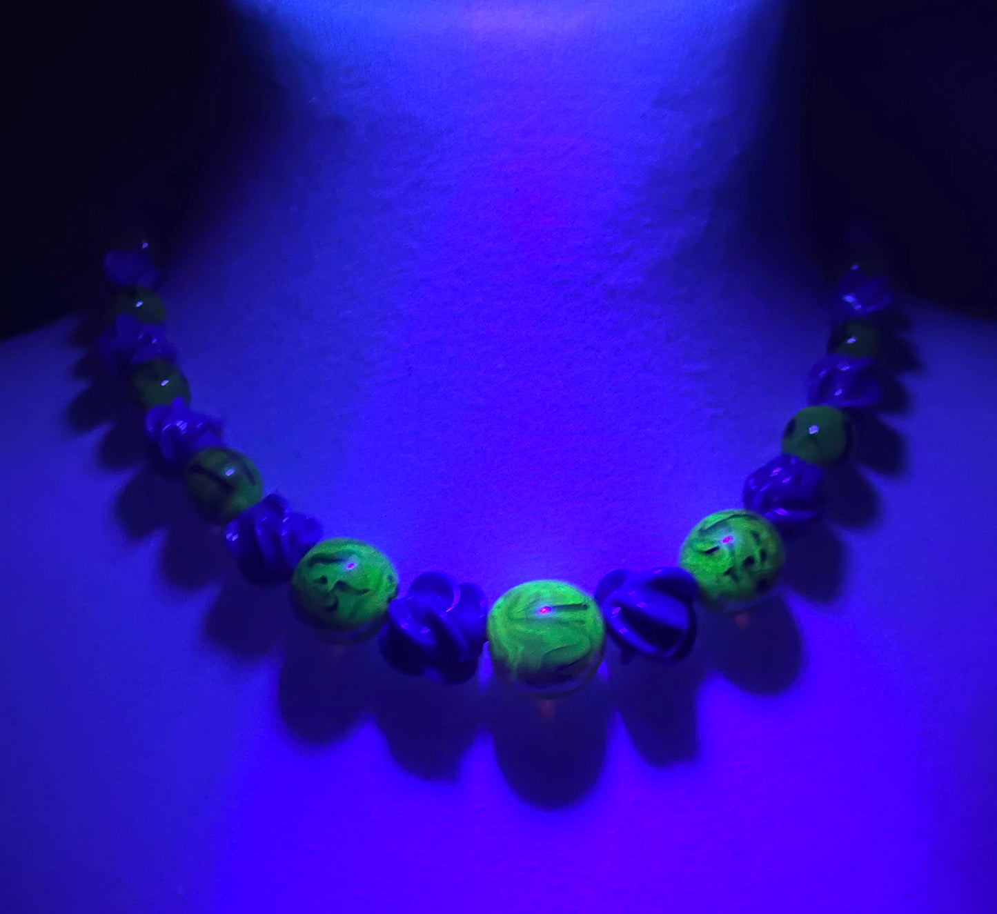 Vintage Louis Rousselet uranium glass Art Deco necklace on foxtail chain - marbled brown uranium glass and poured glass blue floral beads
