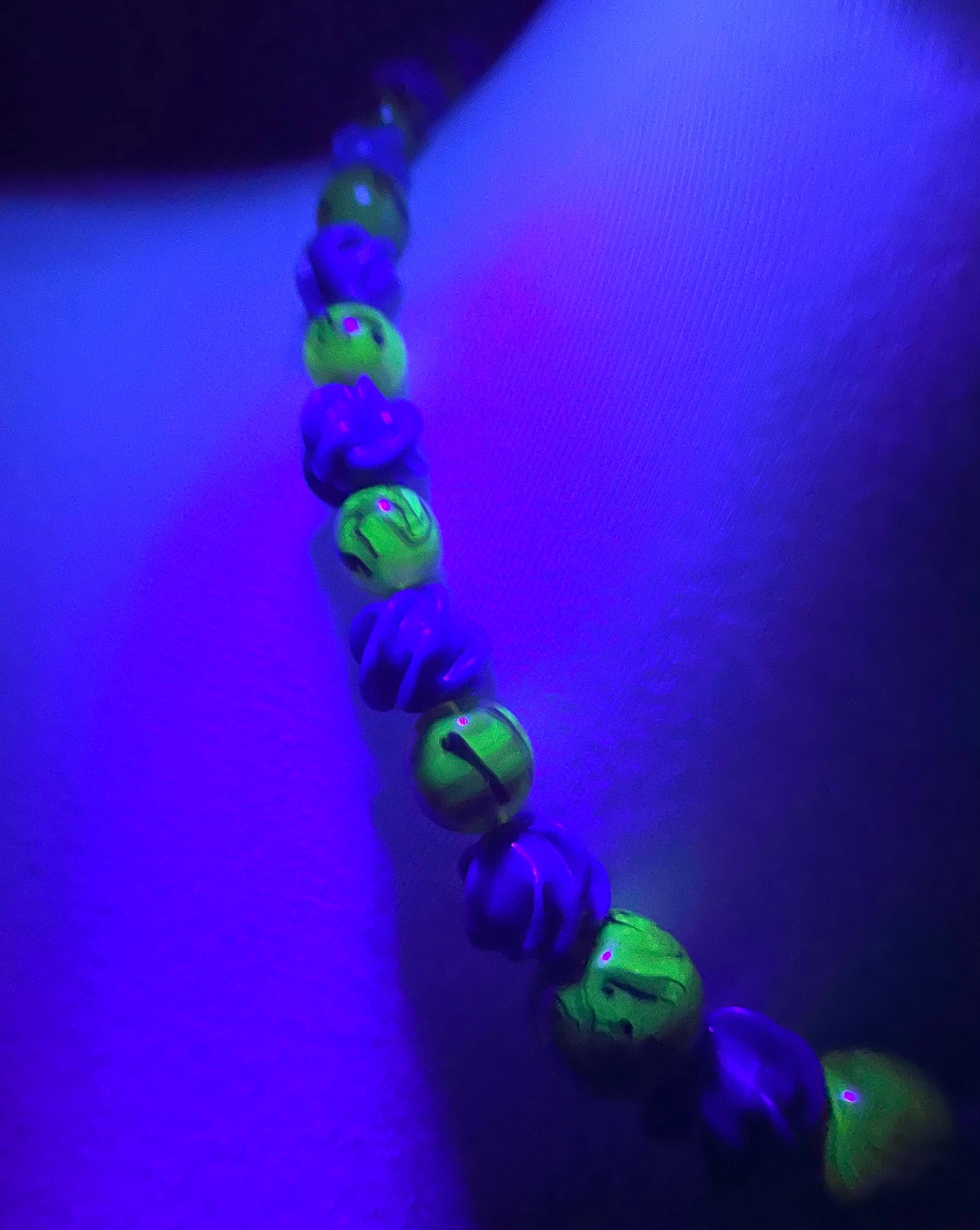 Vintage Louis Rousselet uranium glass Art Deco necklace on foxtail chain - marbled brown uranium glass and poured glass blue floral beads