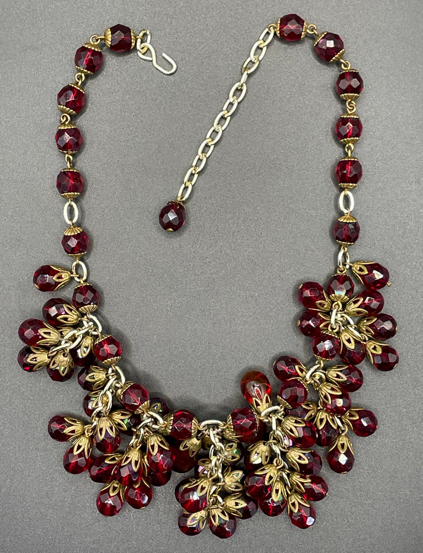 Vintage Art Deco garnet red crystal glass bead fringe necklace, beautiful deep red glass clusters, choker length