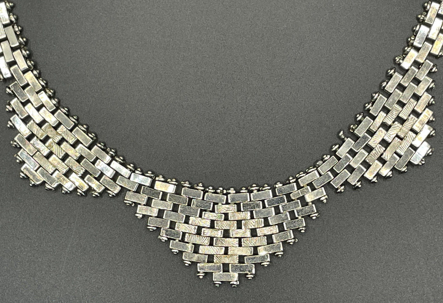 Vintage Jakob Bengel Art Deco brickwork / mauerwerk machine age shiny chrome necklace, classic geometric design with textured panels