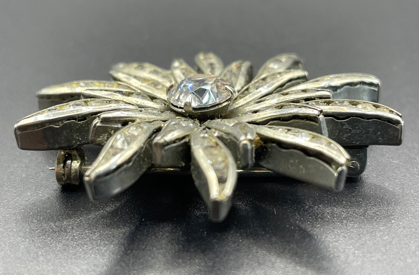 Vintage DRGM Schreiber & Hiller (but unsigned) Art Deco channel set paste clear rhinestone brooch - beautiful floral design