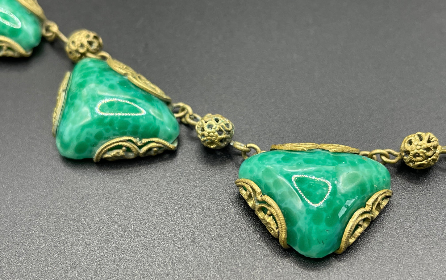Vintage Art Deco Czech green Peking glass and gold tone filigree necklace, possibly Neiger Brothers (Max and Norbert)