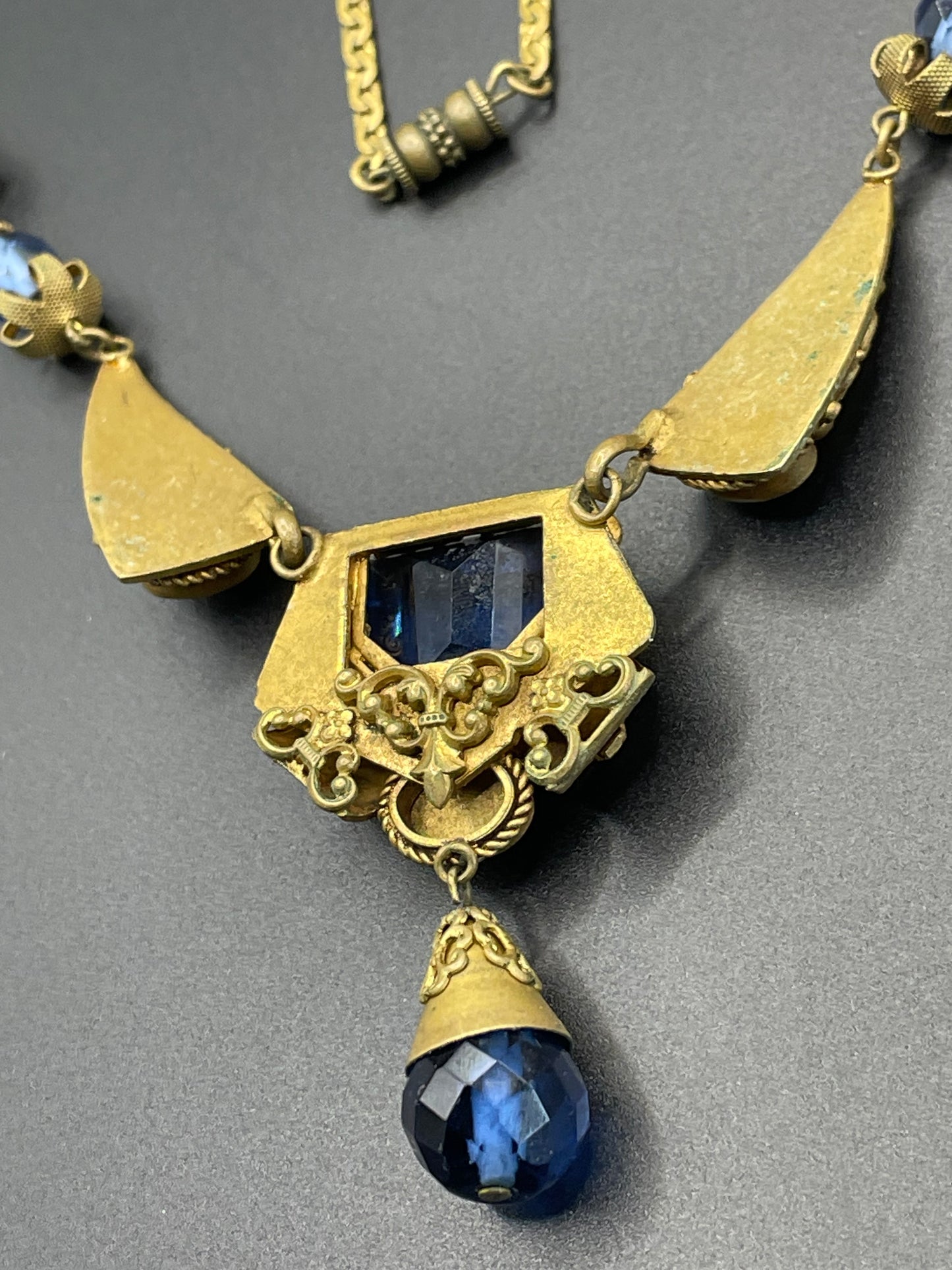 Vintage Neiger blue glass bead and rhinestone pendant style ornate Art Deco necklace in gold tone