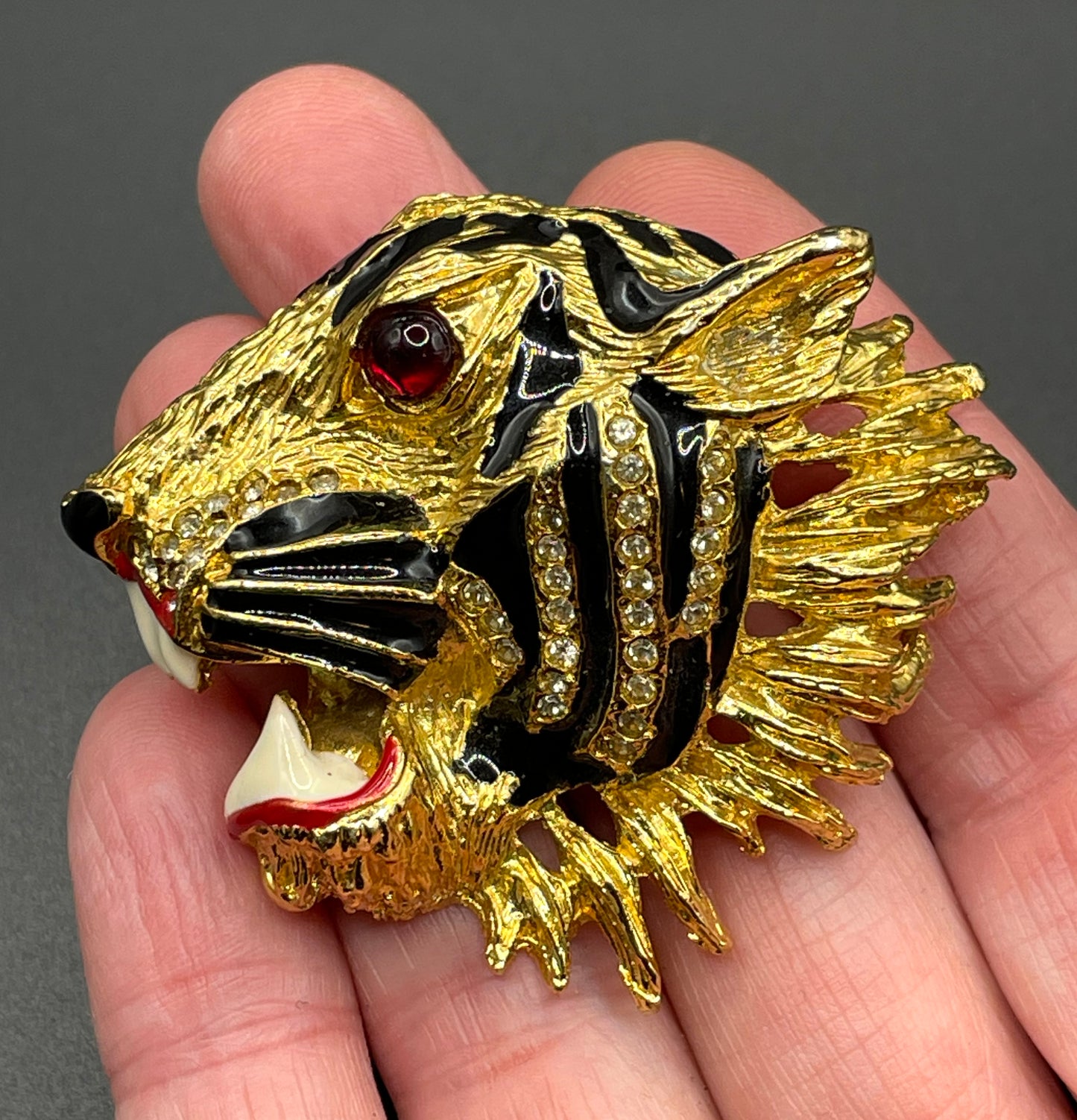 Huge vintage fierce tiger head brooch - red glass cabochon, rhinestone and enamel - in the style of Hattie Carnegie, Gucci, Butler & Wilson