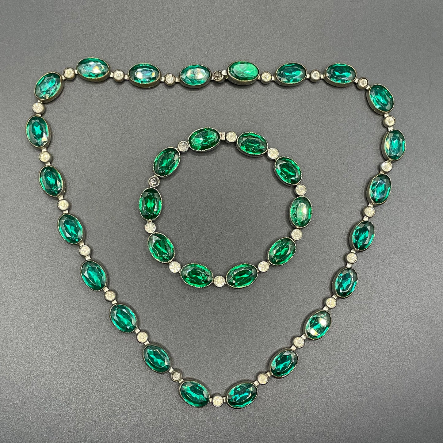 Vintage / antique Art Deco or Edwardian emerald green and clear paste rhinestone silver plated riviere collet set necklace and bracelet set