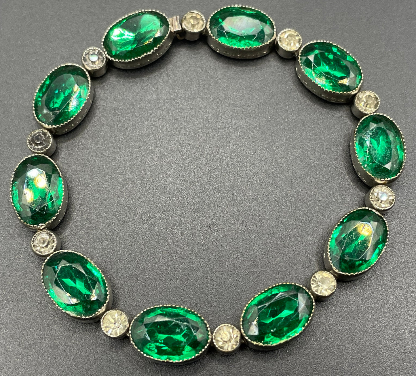 Vintage / antique Art Deco or Edwardian emerald green and clear paste rhinestone silver plated riviere collet set necklace and bracelet set