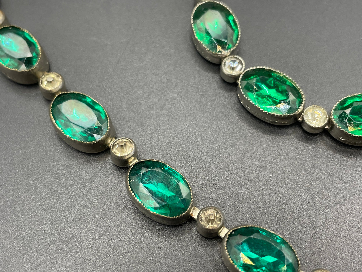 Vintage / antique Art Deco or Edwardian emerald green and clear paste rhinestone silver plated riviere collet set necklace and bracelet set