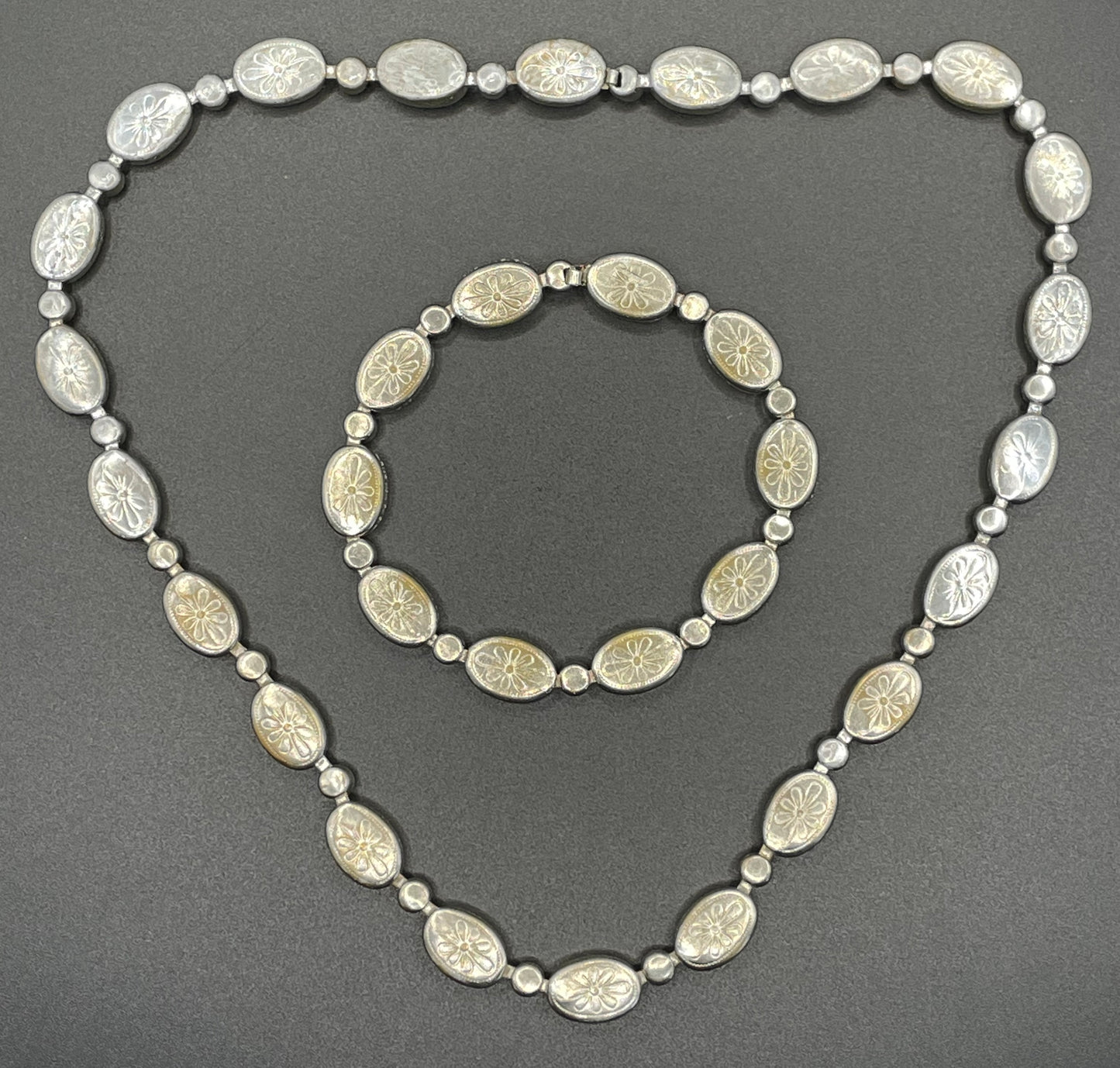 Vintage / antique Art Deco or Edwardian emerald green and clear paste rhinestone silver plated riviere collet set necklace and bracelet set