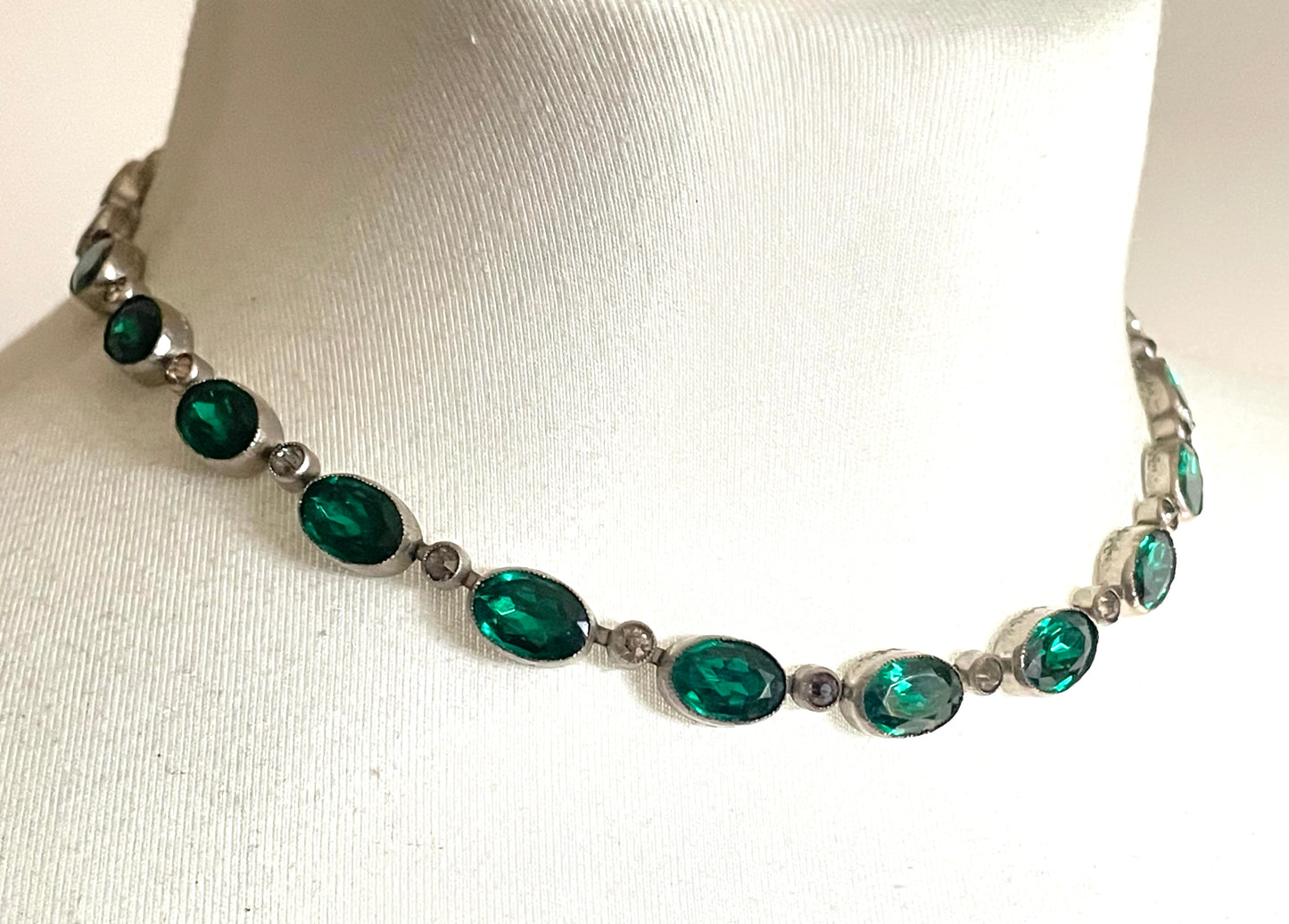 Vintage / antique Art Deco or Edwardian emerald green and clear paste rhinestone silver plated riviere collet set necklace and bracelet set