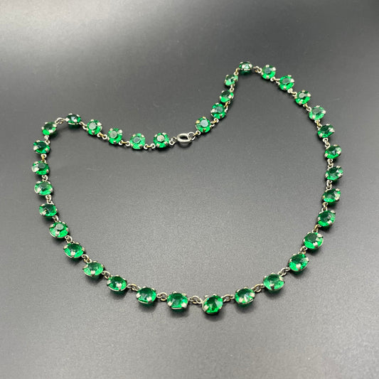 Vintage Art Deco bezel set gorgeous emerald green crystal riviere necklace with bezel set, open-backed stones