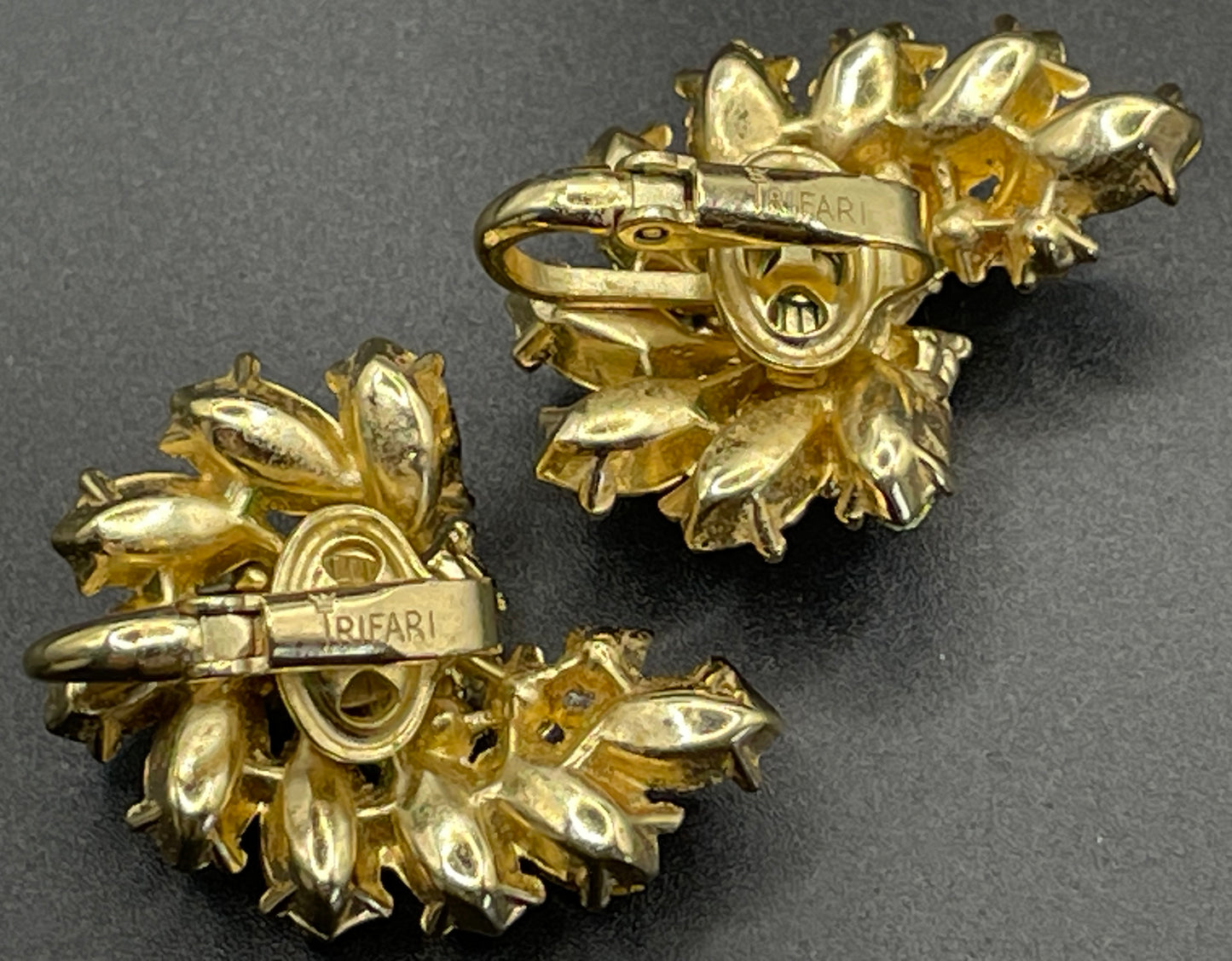 Vintage signed Trifari pink and green rhinestone brooch and clip on earrings set, early 1960s, probably the 'Contessa' collection