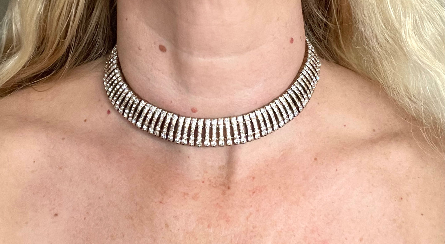 Vintage Schreiber and Hiller Art Deco clear paste rhinestone and gold tone choker cocktail necklace (unsigned)
