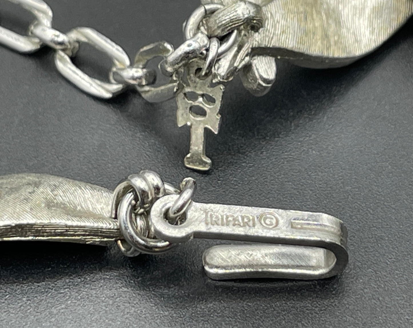 Vintage signed Trifari classic silver tone birthday series ribbon daisy flower choker necklace