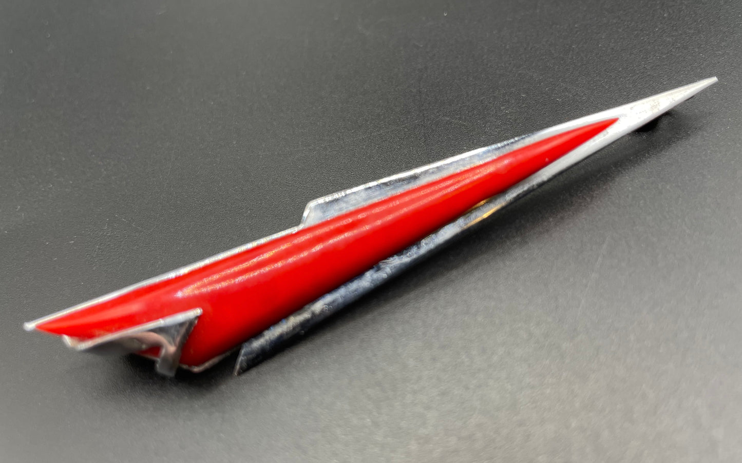 Vintage Jakob Bengel Art Deco machine age, beautiful red galalith and chrome geometric brooch