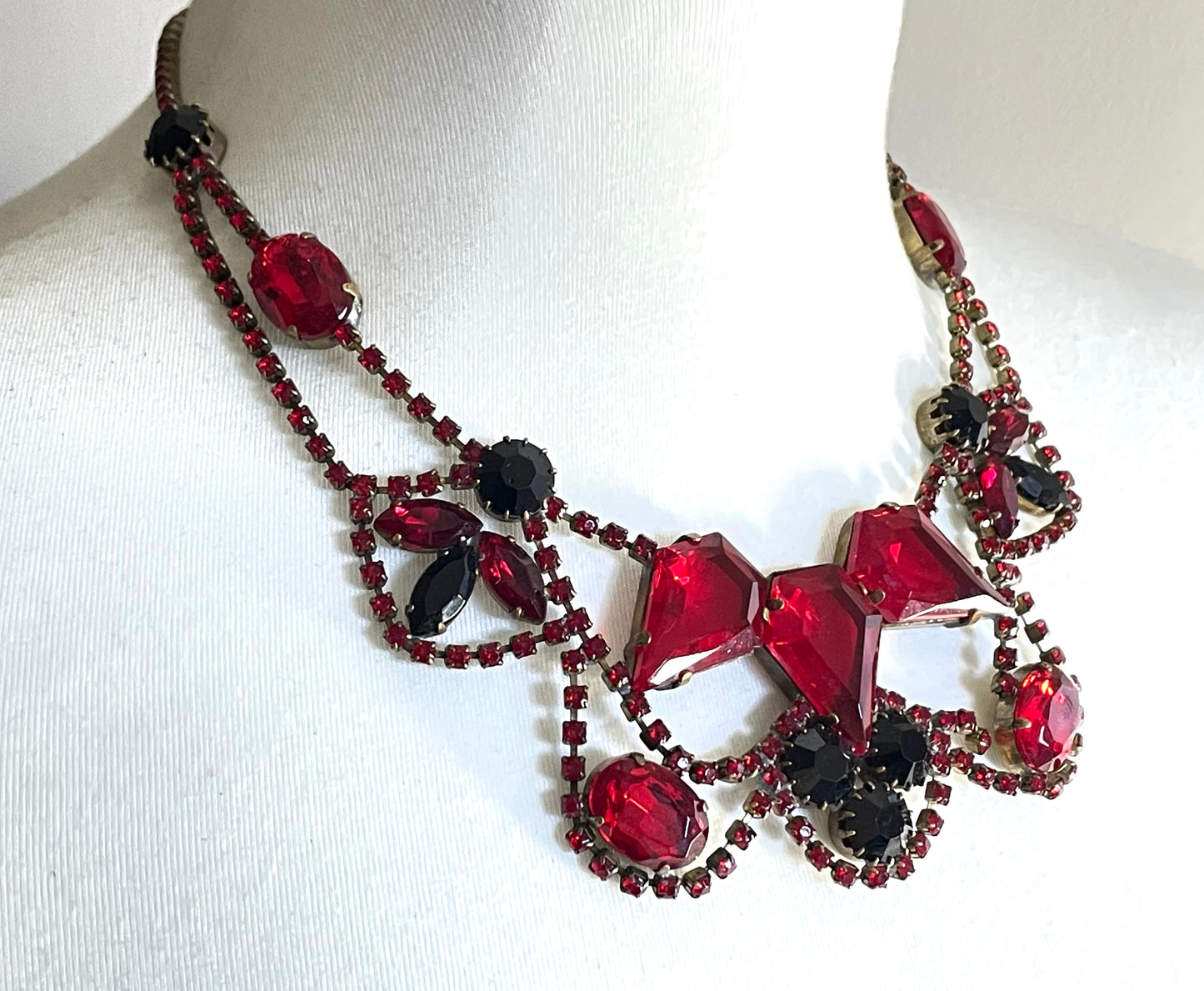 Huge vintage prom or party rhinestone bib necklace, large bright red and jet black Czech rhinestones, heavy glass piece, a real showstopper