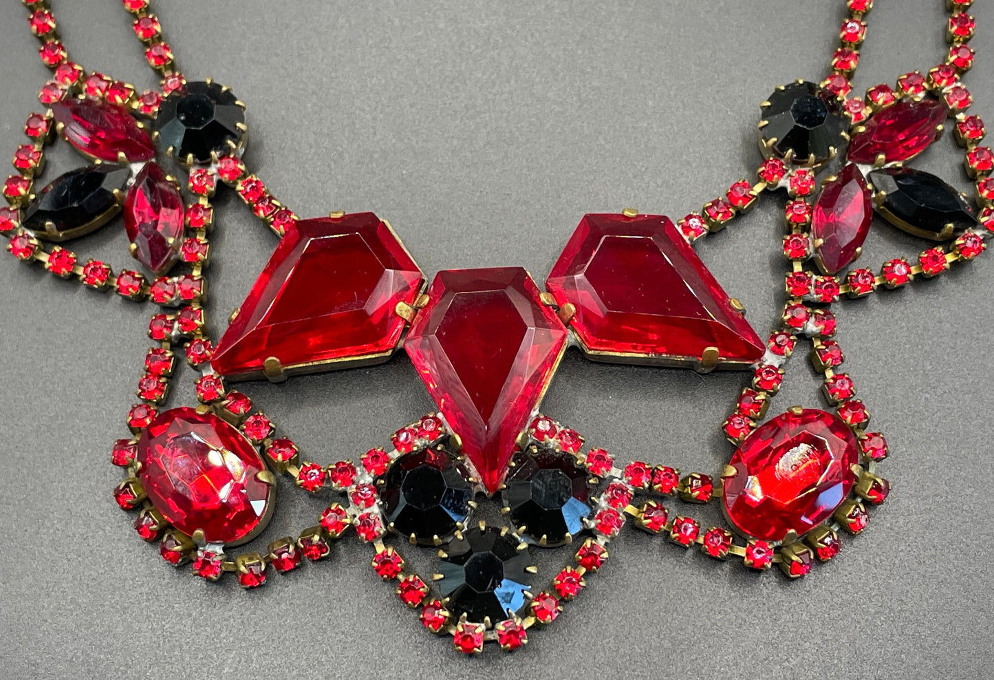Huge vintage prom or party rhinestone bib necklace, large bright red and jet black Czech rhinestones, heavy glass piece, a real showstopper