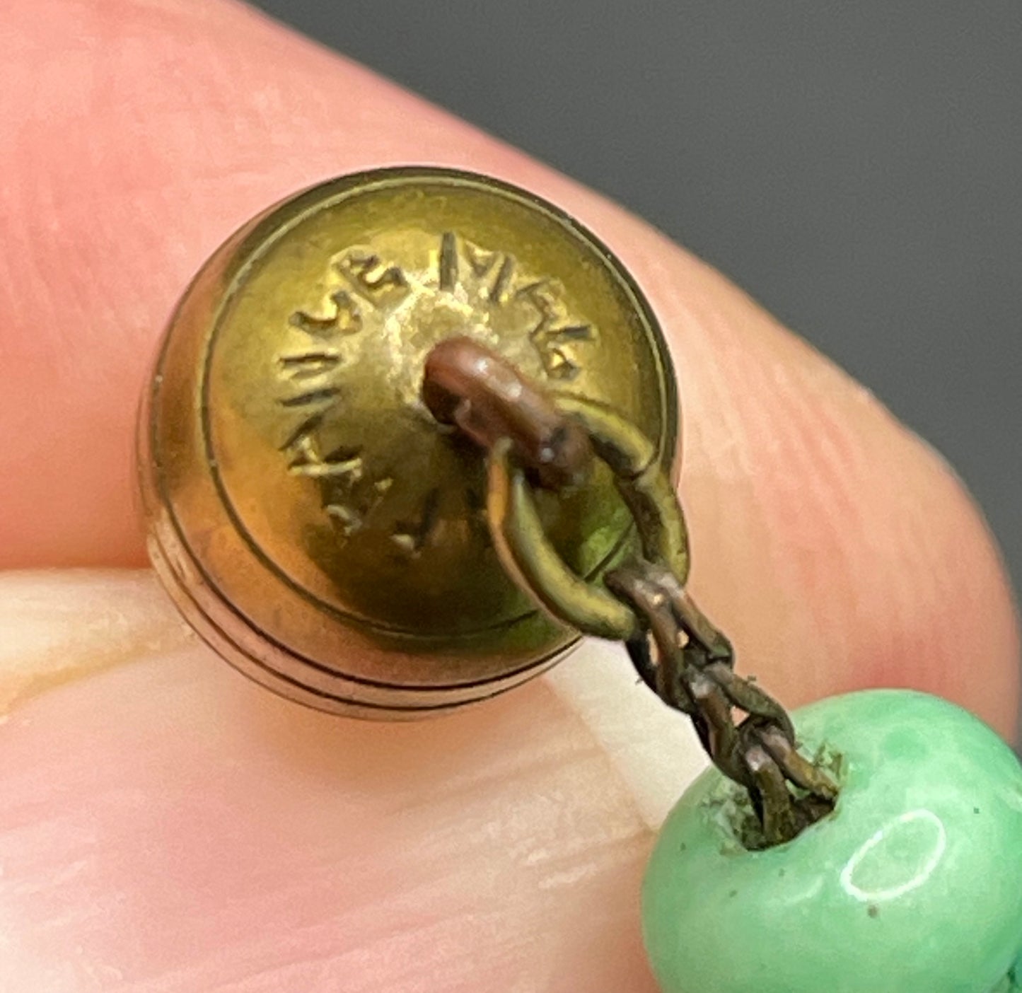 Vintage Louis Rousselet Art Deco green Peking style glass and carved galalith bead necklace, Made in France beehive clasp, foxtail chain