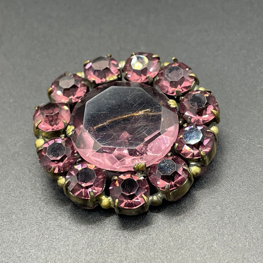 Vintage Art Deco 1930s Czech amethyst purple glass, open-backed paste rhinestone brooch pin in antique gold tone