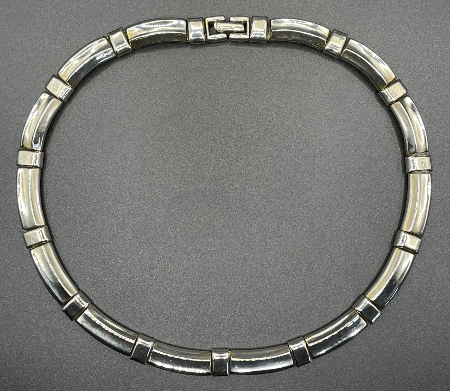 Vintage Alfred Philippe 1952 patent signed Trifari classic silver tone machine age style choker necklace